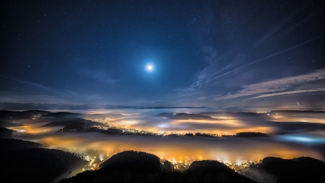 night-sky-2560x1440-night-city-earth-sky-stars-clouds-light-height-421
